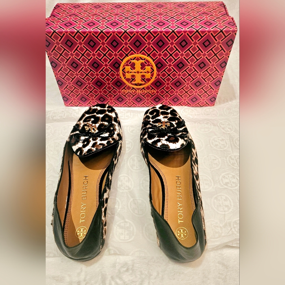 Tory Burch Charm Leopard Loafer